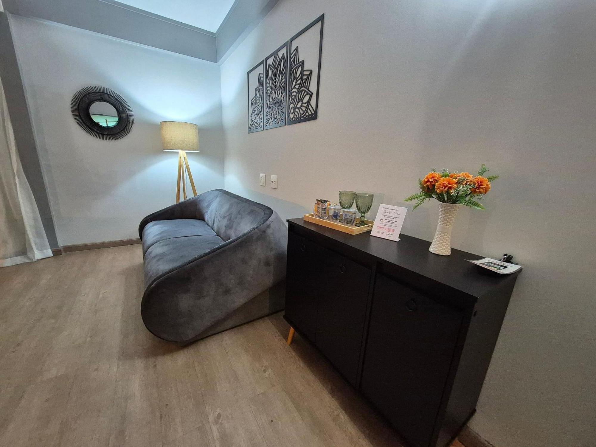 Flat Mariana Ibirapuera Uh903